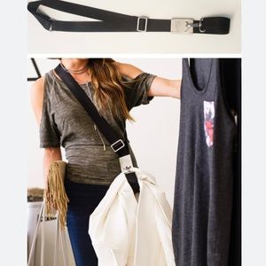 NWT The Jasling Hands Free Coat Holder